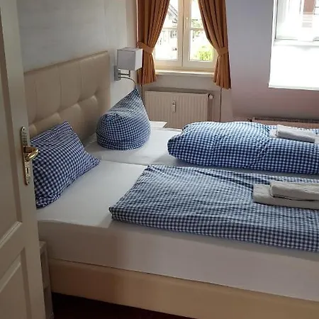 Отель Klempau 3*